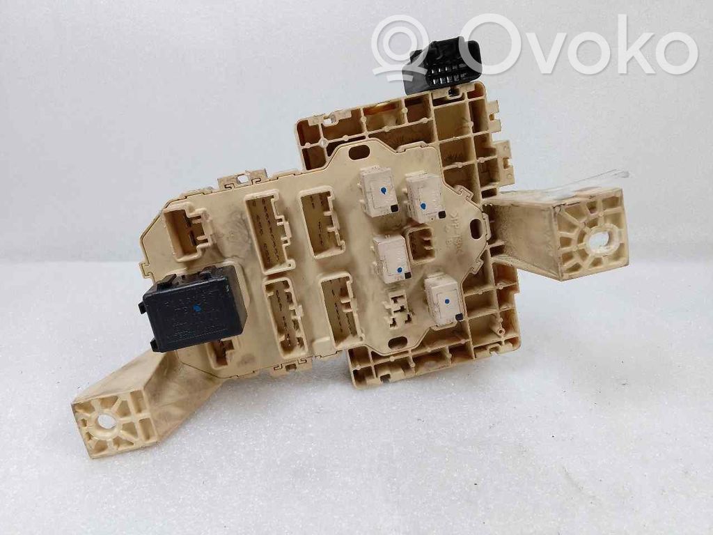 Módulo de fusible   3677062JC0