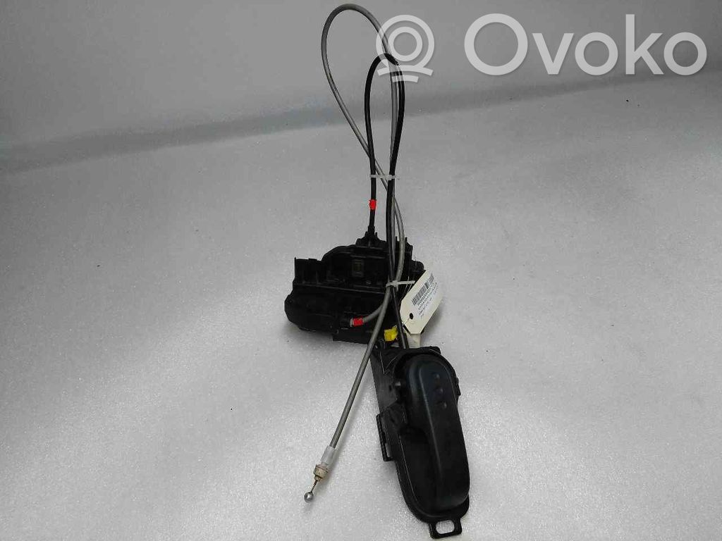 Nissan Note (E11) Cerradura de puerta delantera 