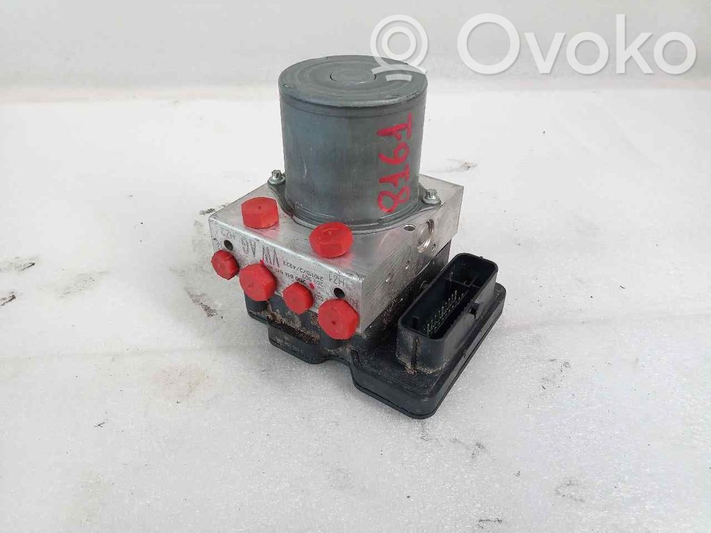 Skoda Kamiq ABS bloks 