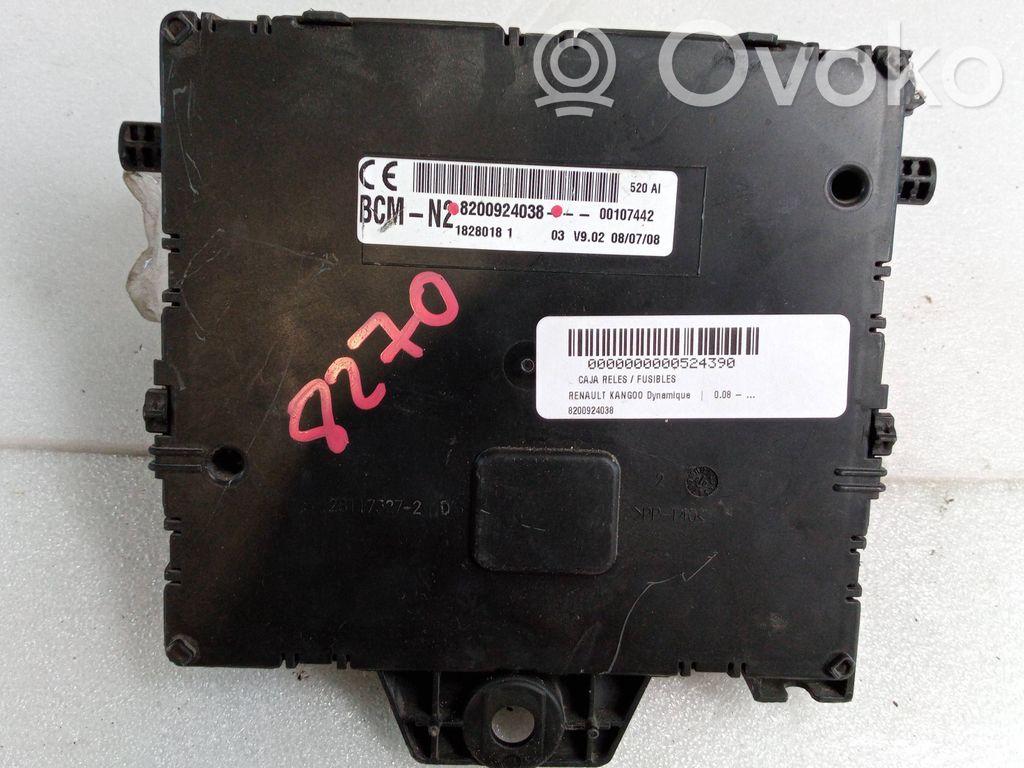 Módulo de fusible   8200924038