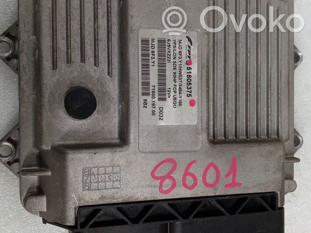 Unidad de control/módulo del motor   51805375