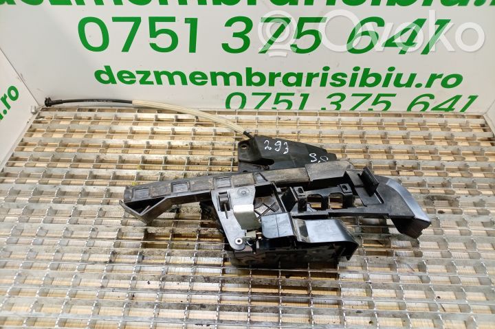 Aizmugurē slēdzene   A26413BC