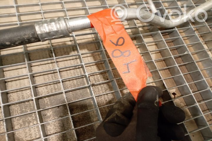 Tuyau de climatisation   1343913