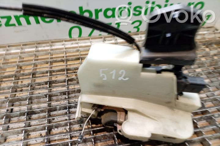 Volkswagen PASSAT B5.5 Încuietoare ușă față 