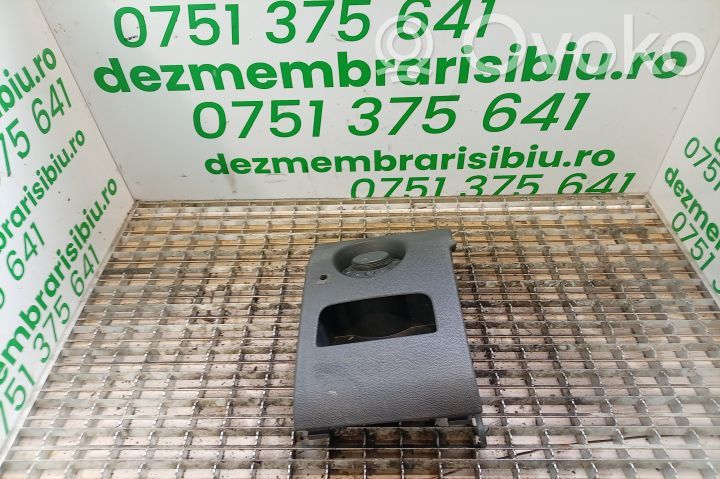 Light switch   13249396