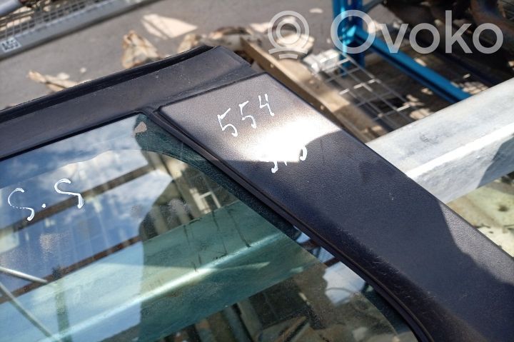 Ford Focus Galinės durys 