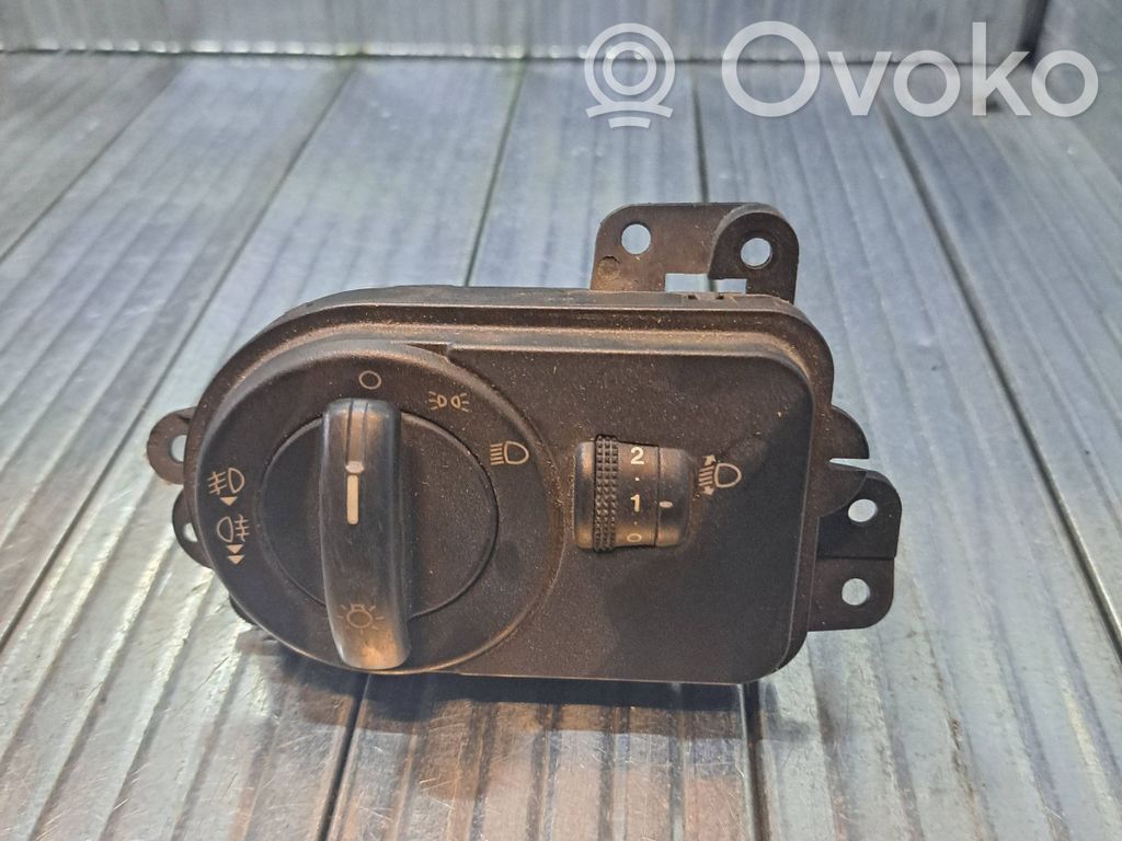 Ford Fiesta Light switch 