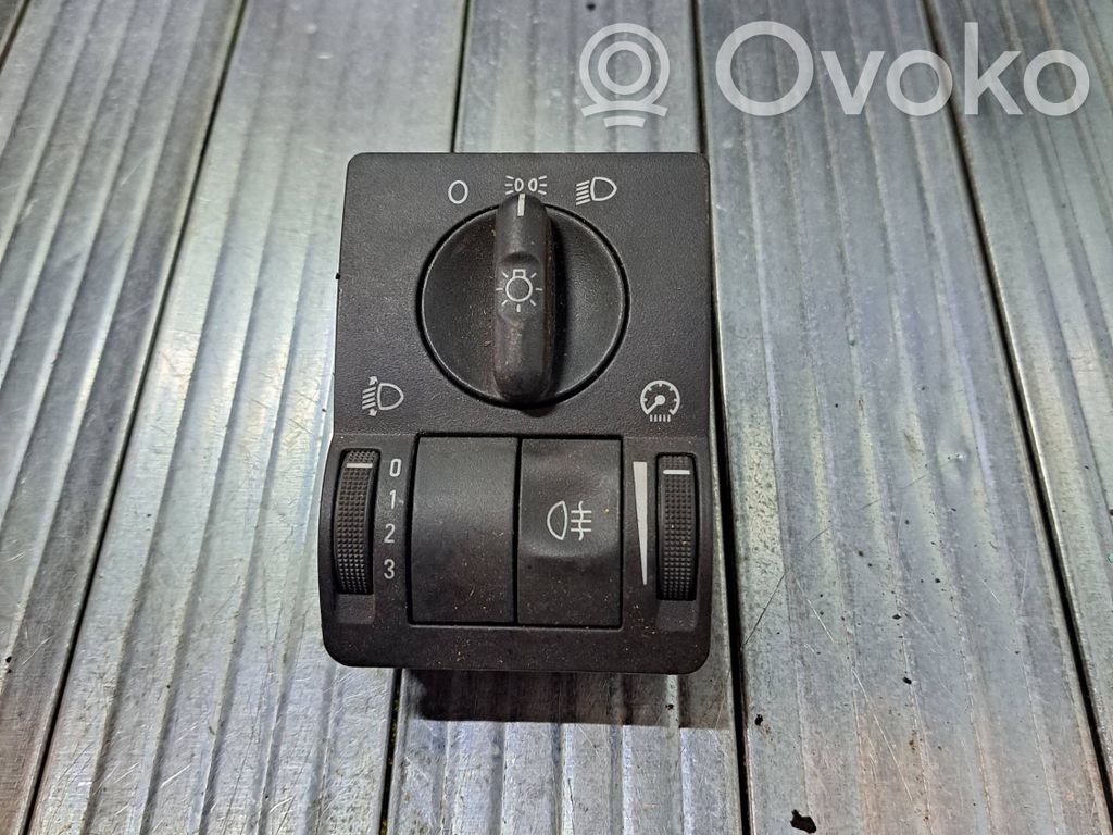 Opel Combo C Light switch 