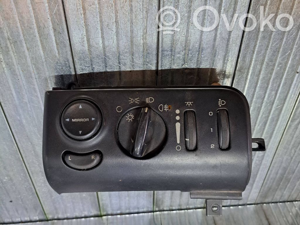 Chrysler Voyager Light switch 