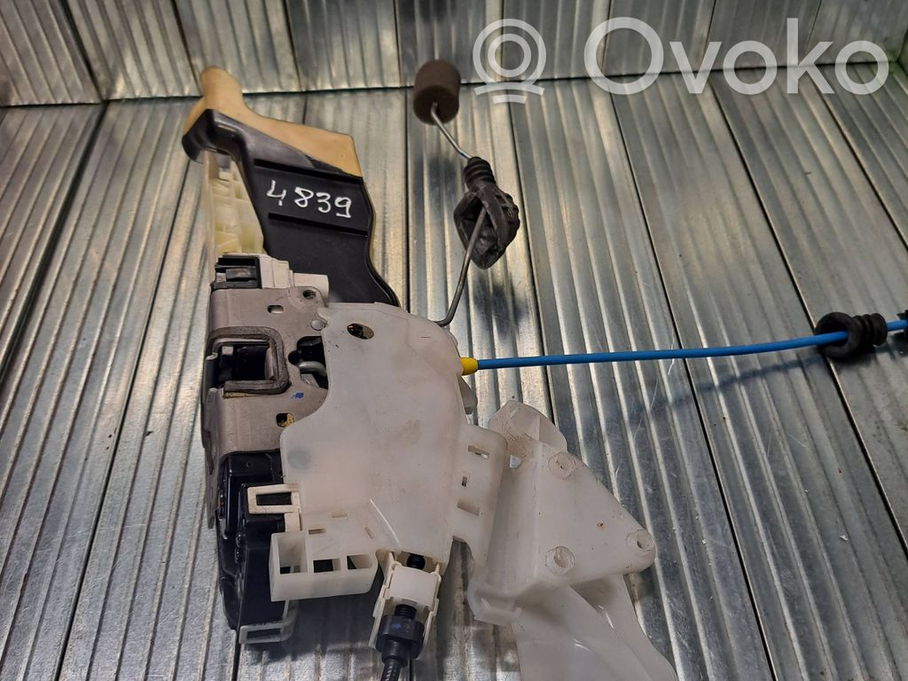 Zamek drzwi tylnych   FL0008972153,01041,EF550L