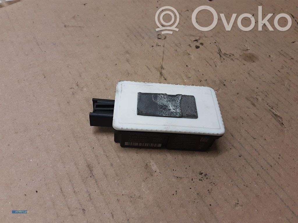Door central lock control unit/module   31407101,31252988