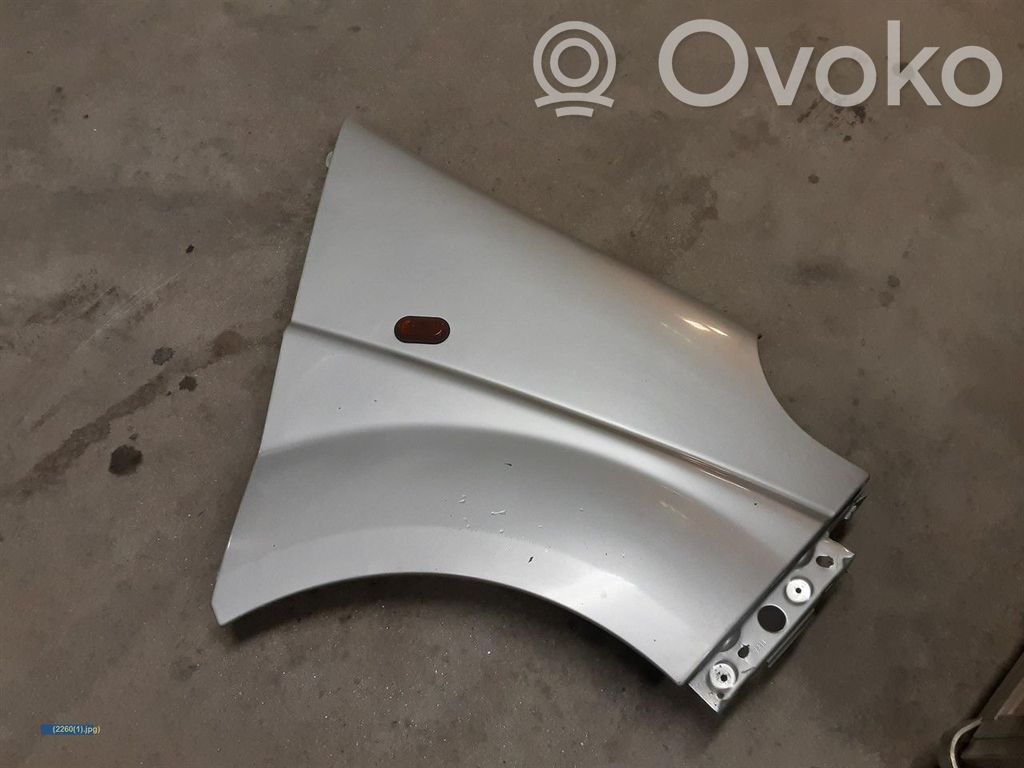 Opel Vivaro Sparnas 
