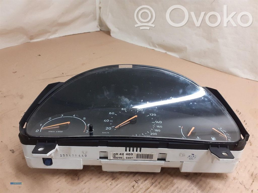 Saab 9-5 Spidometrs (instrumentu panelī) 