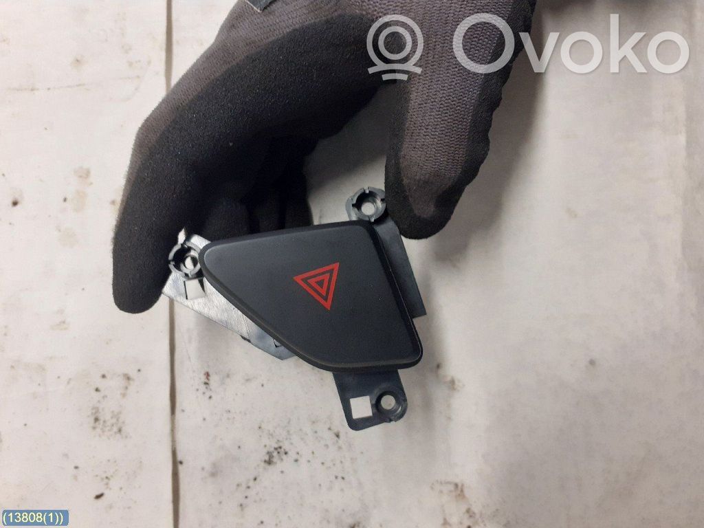 Hazard light switch
