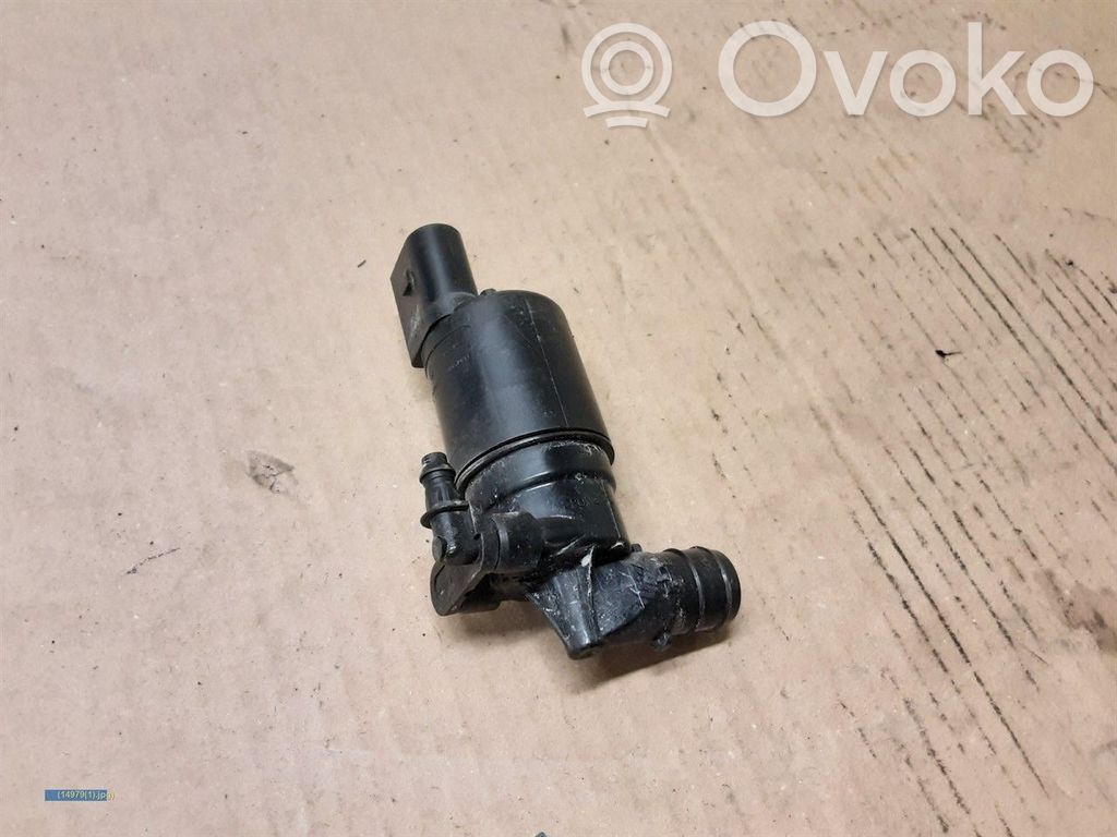 Volvo V60 Headlight washer pump 