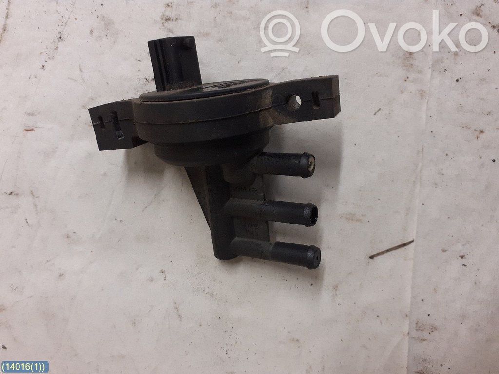 Vacuum valve   9175290