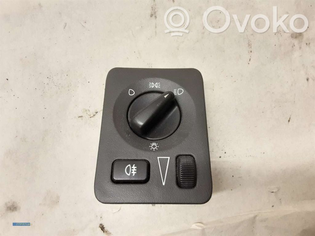 Light switch   12760589,4616124