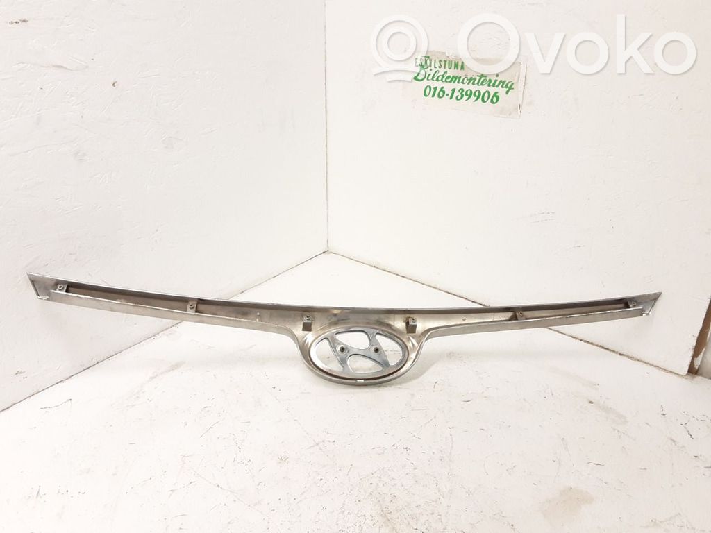 Hyundai i30 Rejilla inferior del parachoques delantero 