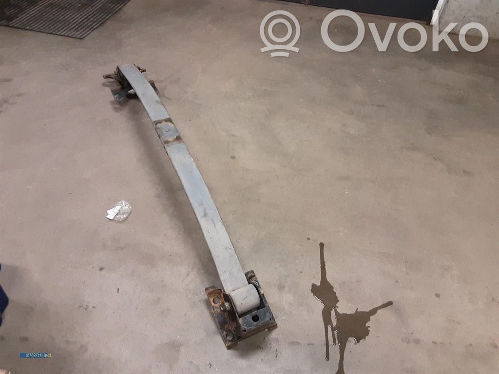 Rear leaf spring