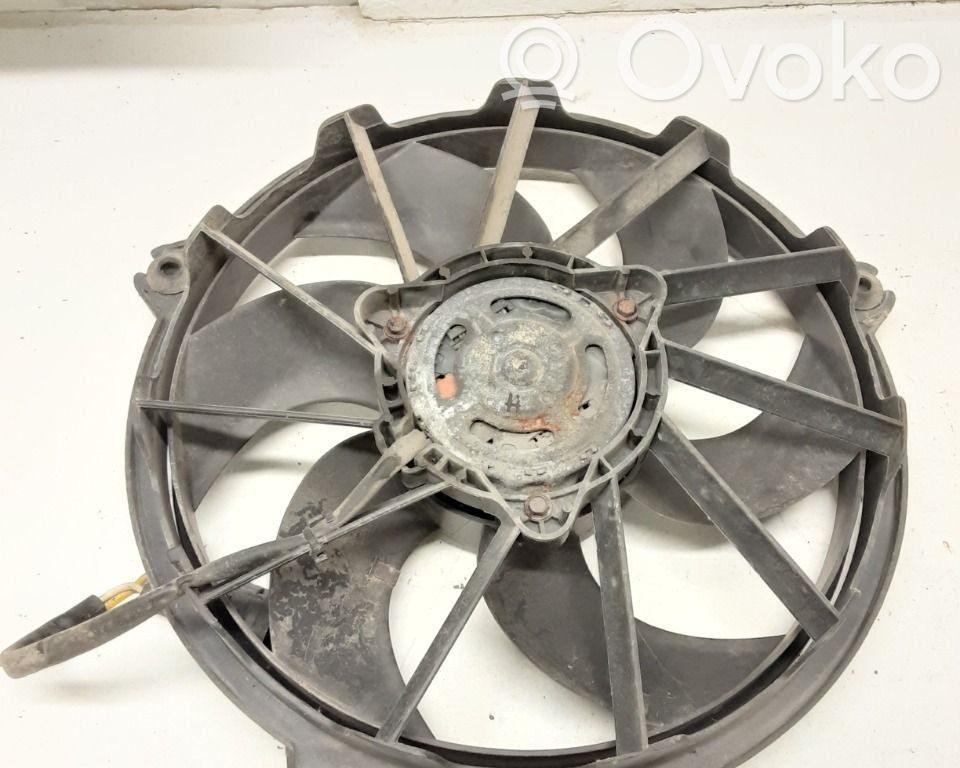 Peugeot Expert Elektrinis radiatorių ventiliatorius 