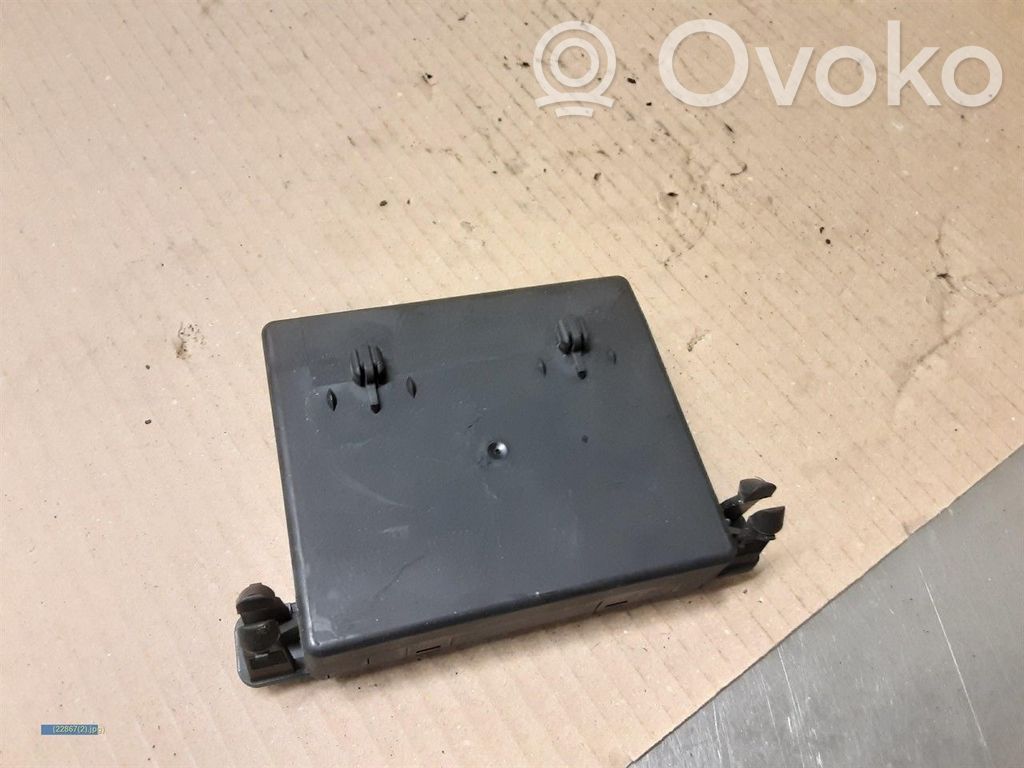 Unidad de control/módulo de la puerta   A9068205626