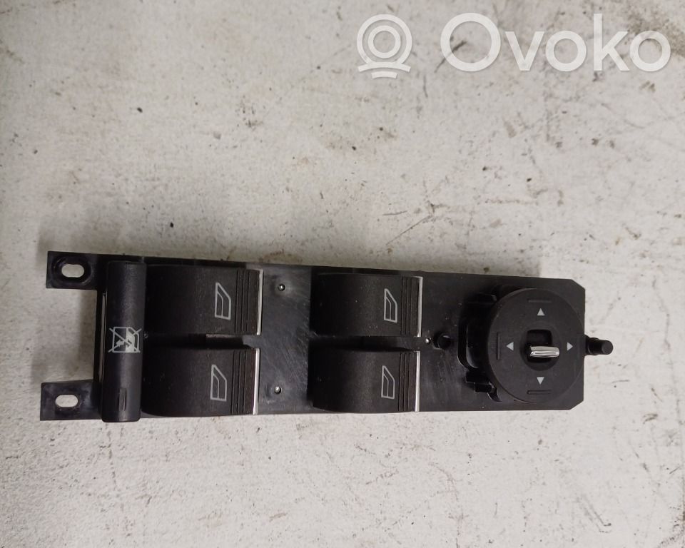 Electric window control switch   1872916,AM5T14A132CA