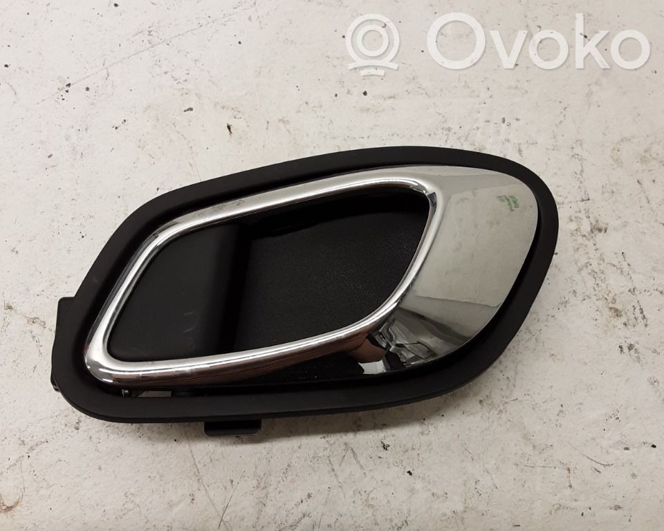 KIA Ceed Manecilla interna puerta delantera 