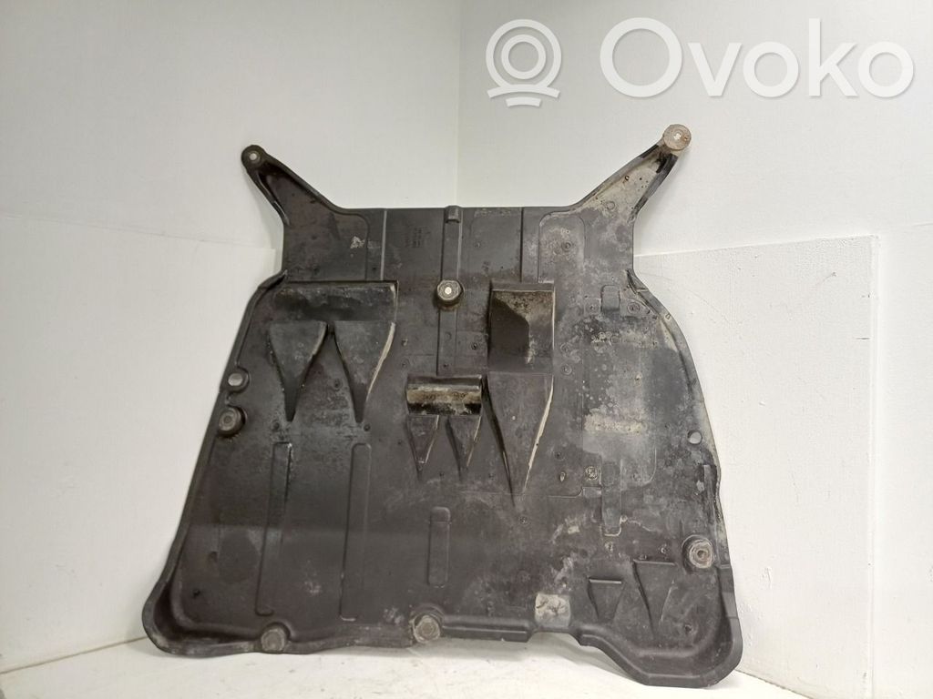 Volvo XC70 Front bumper skid plate/under tray 