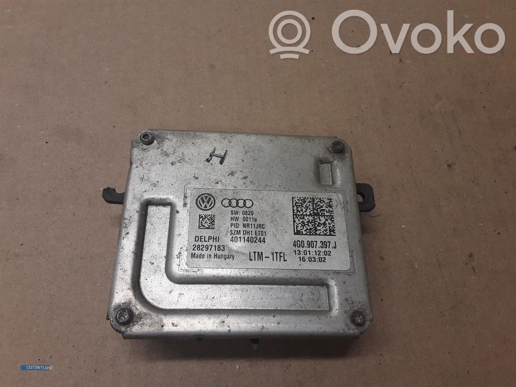 Volkswagen PASSAT CC Light module LCM 