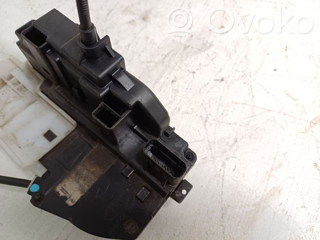 KIA Ceed Front door lock 