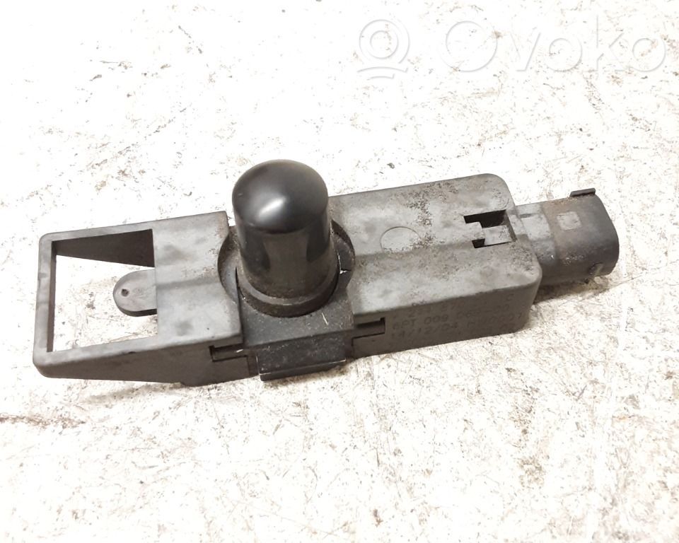 Sensor de luz solar   A2118701310