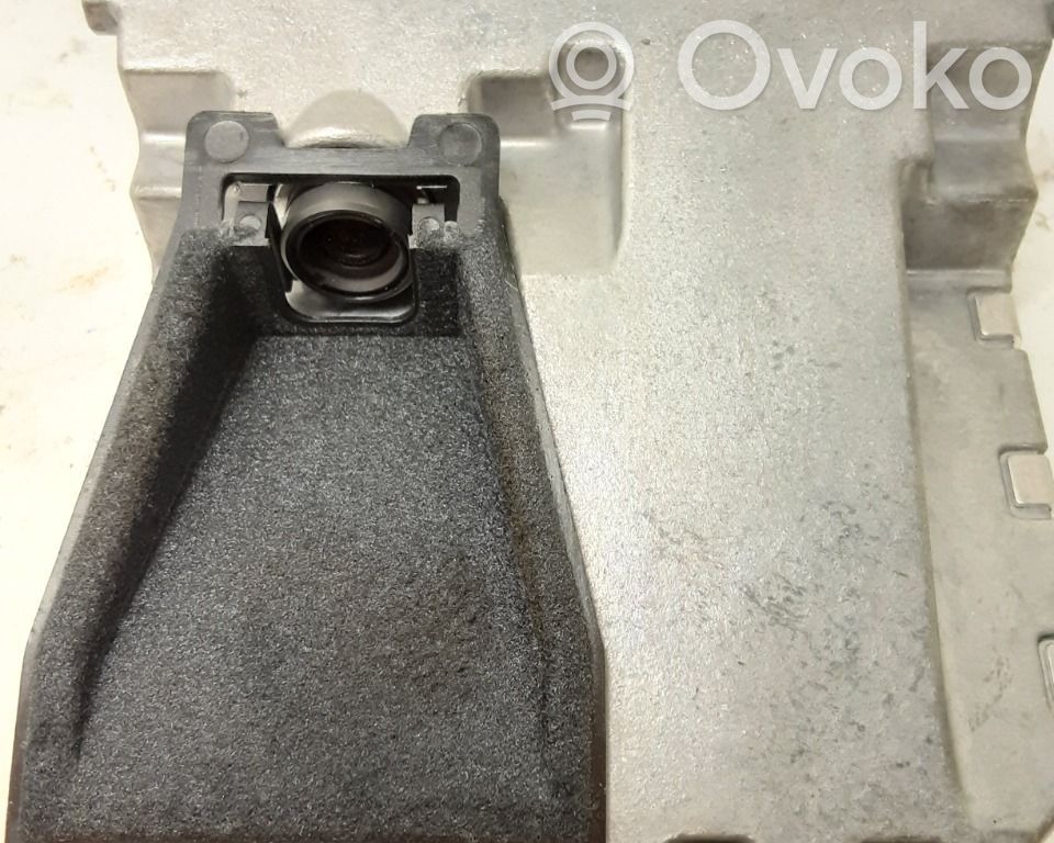 Ford Focus Distronic sensor radar 