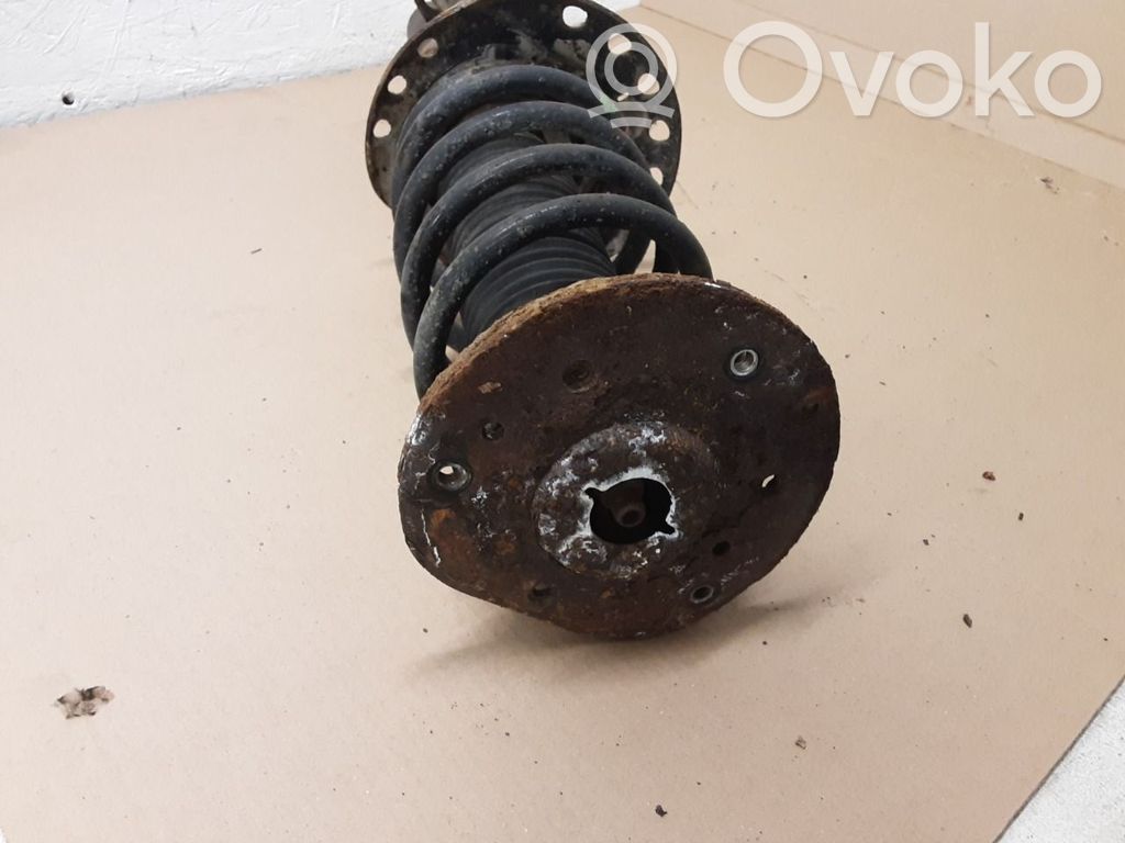 Volvo V70 Amortyzator osi przedniej ze sprężyną 