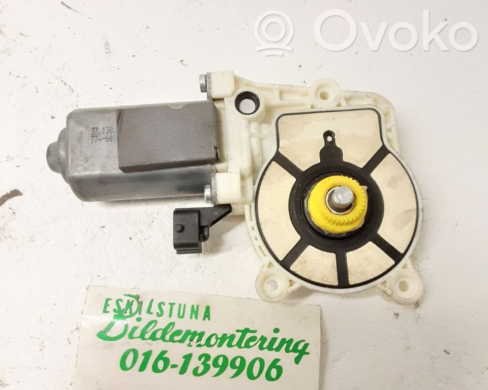 Saab 9-3 Ver2 Silniczek podnoszenia szyby drzwi tylnych 
