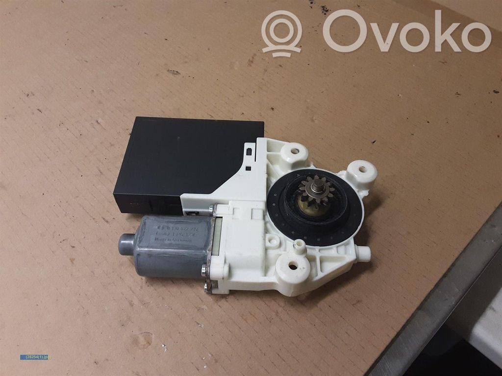 Ford Focus Priekšpusē loga pacēlāja motoriņš 