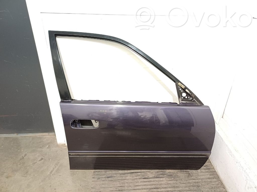 Toyota Corolla E110 Puerta delantera 