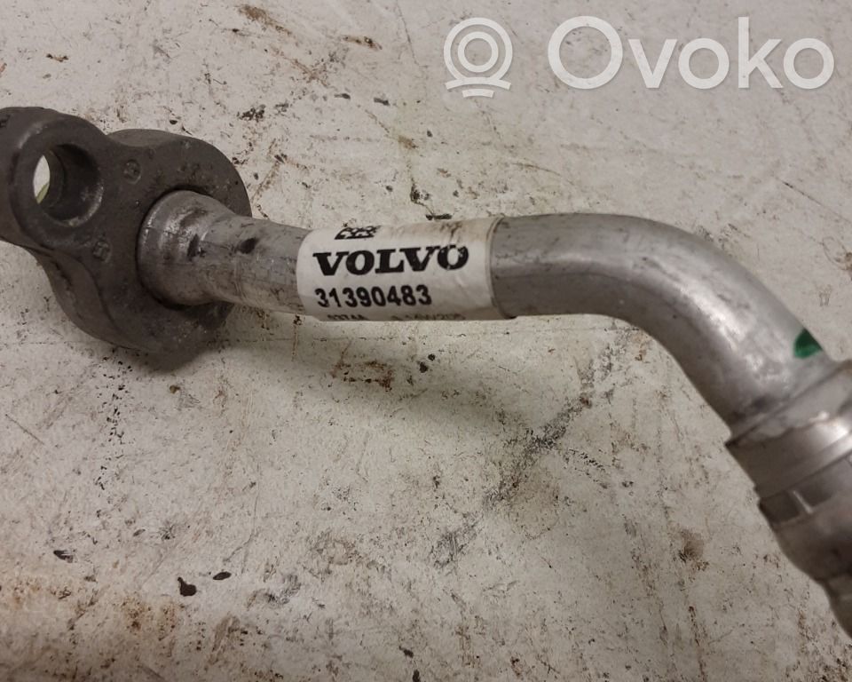 Volvo V40 Ilmastointilaitteen putki (A/C) 