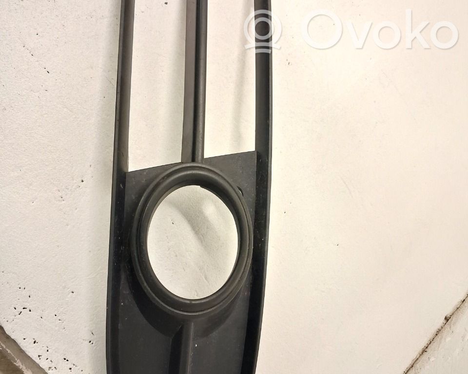 Audi A4 S4 B7 8E 8H Etusumuvalon ritilä 