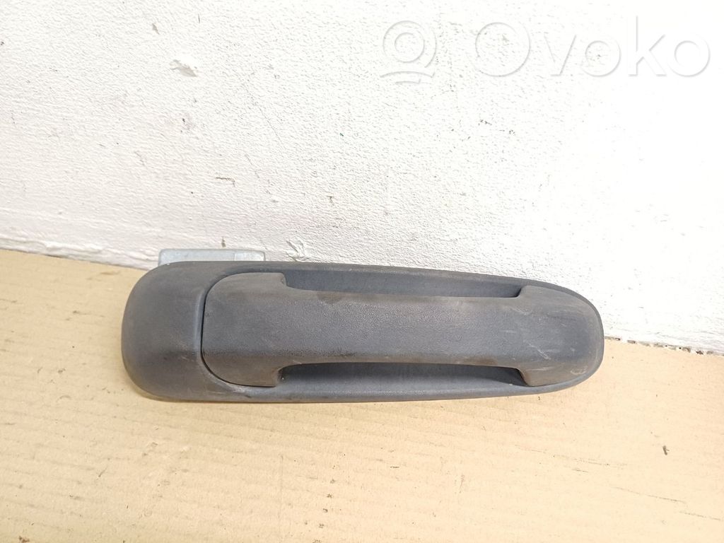 Dodge RAM Manecilla externa puerta delantera 