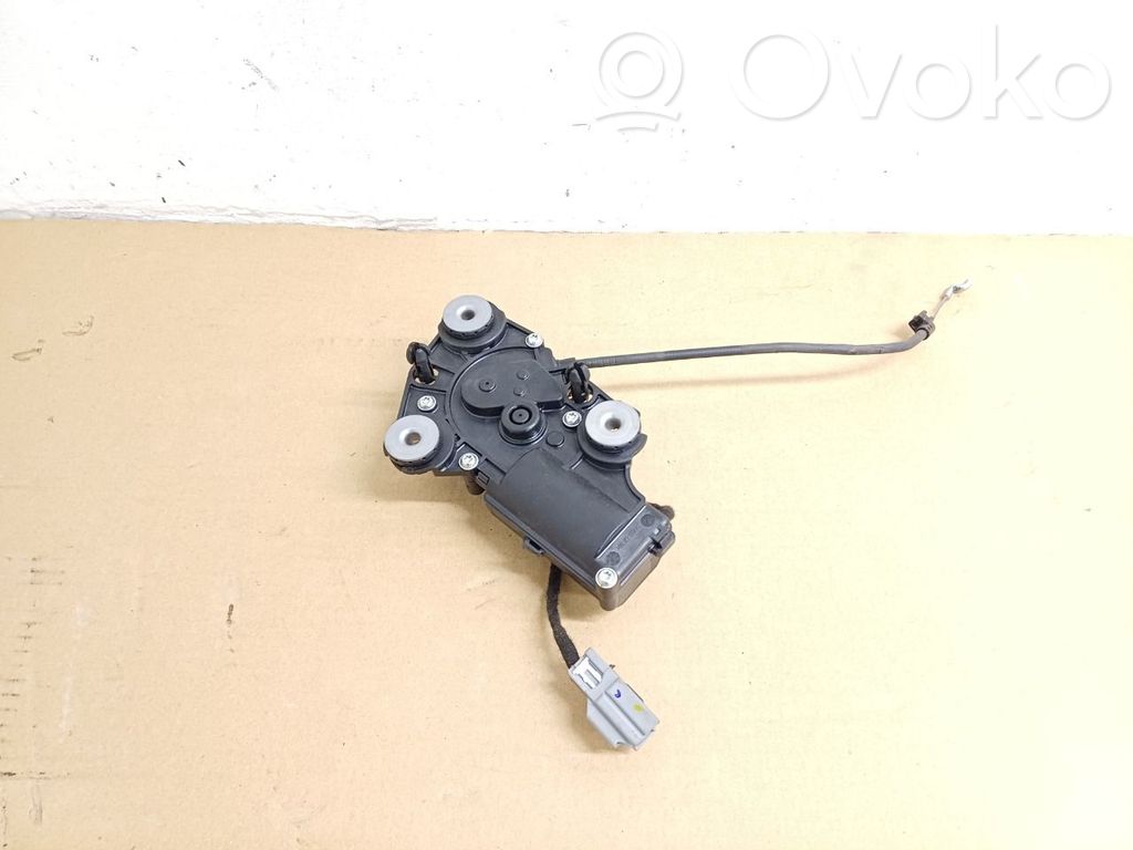 Volvo S90, V90 Loading door lock 