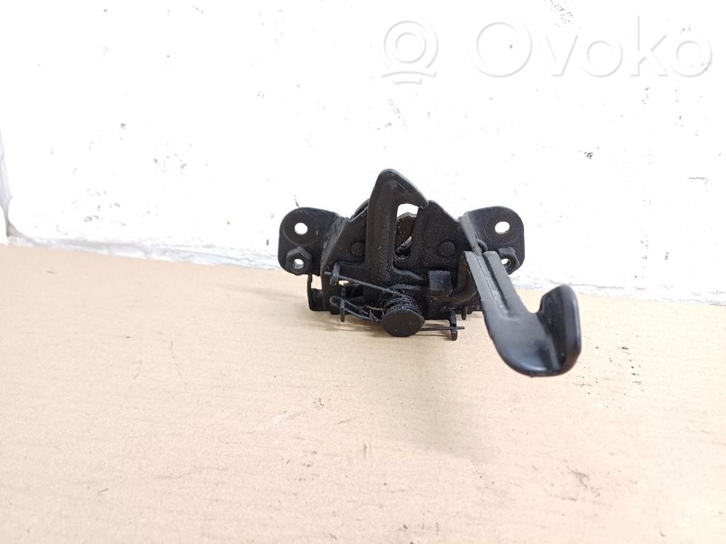 Spyna variklio dangčio   81130A2000