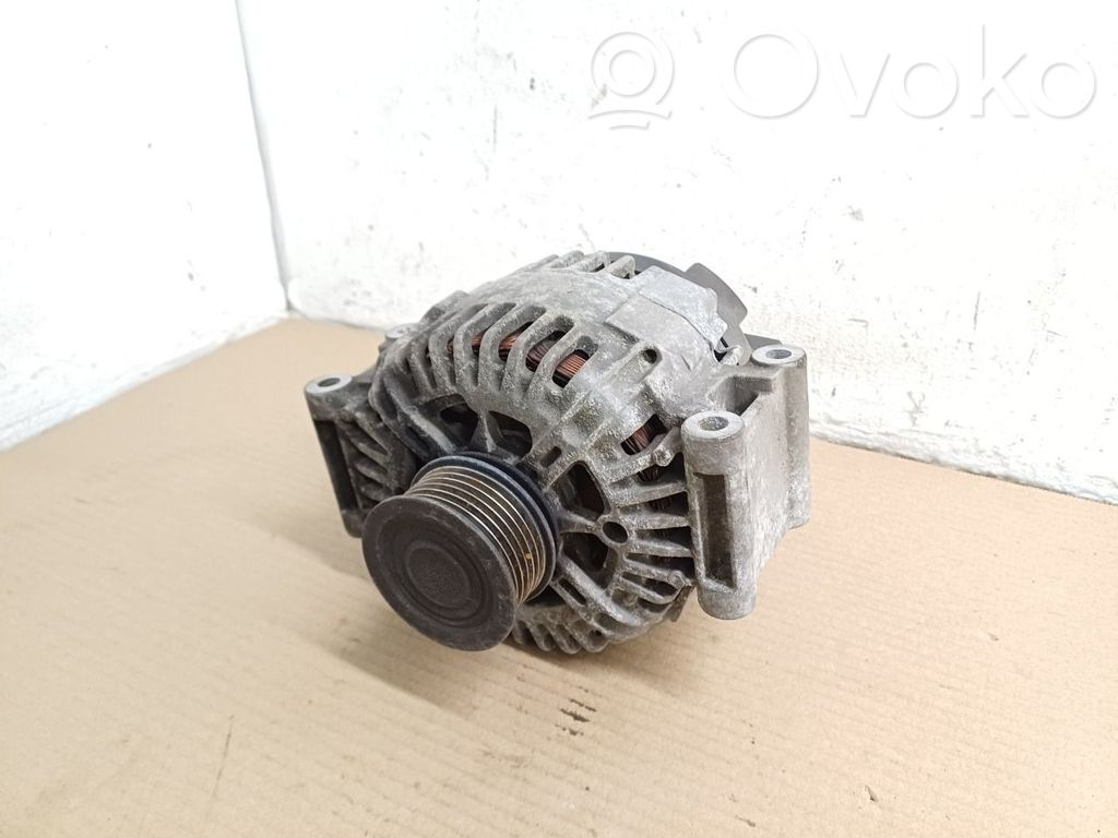 Audi A4 S4 B7 8E 8H Ģenerators 
