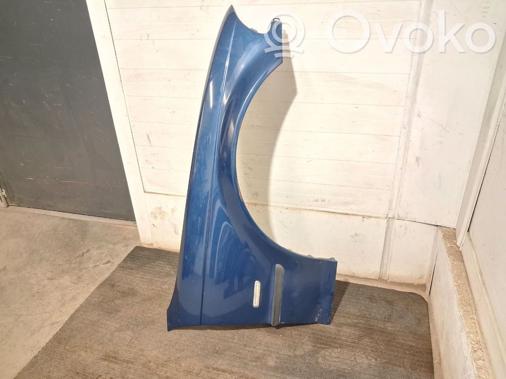 BMW 3 E46 Sparnas 