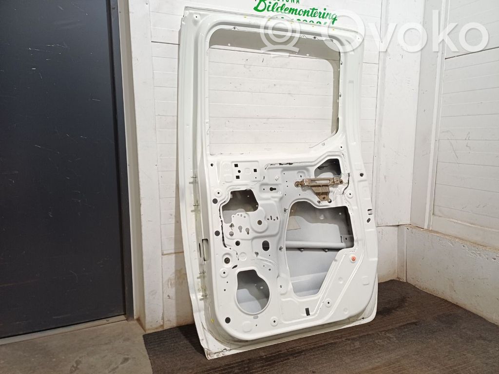 Puerta trasera   82100EB332