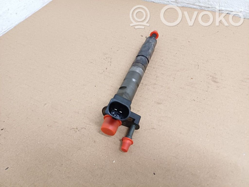 Inyector de combustible   13537797877,8Y1R5WG,7797877