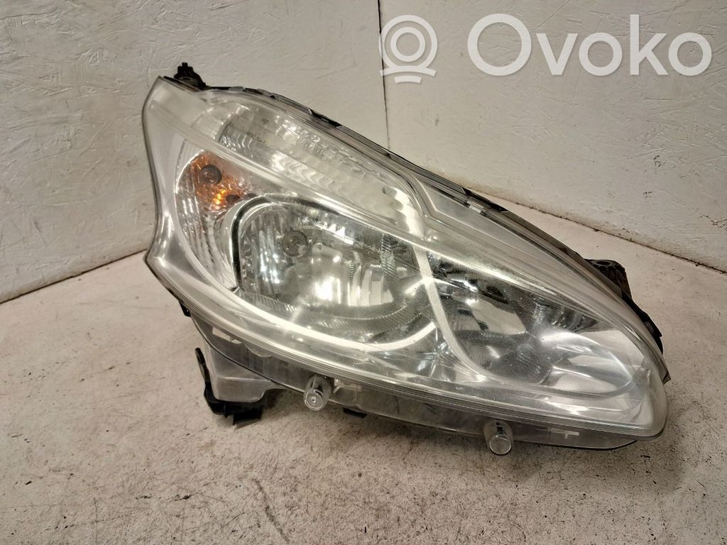 Peugeot 208 I Headlight/headlamp 