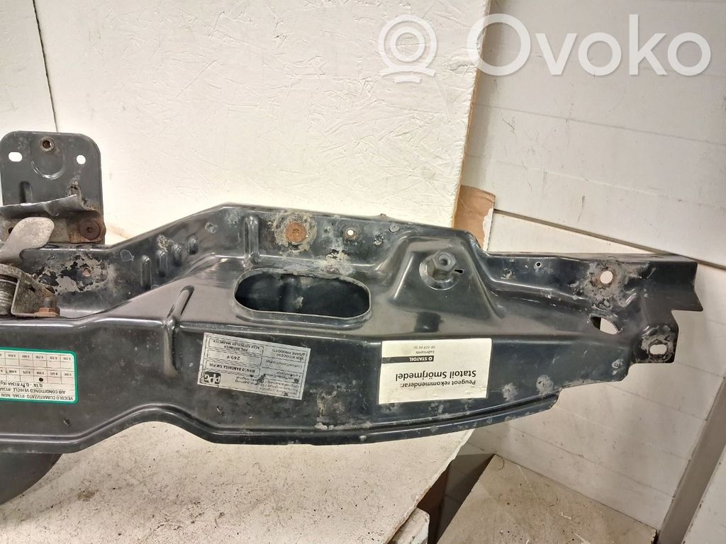 Peugeot Boxer Radiatoru paneļa augšējā daļa (televizors) 