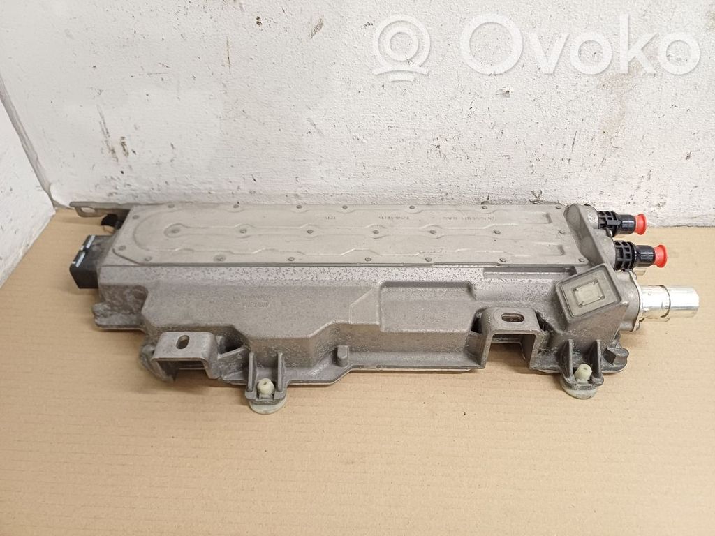 BMW 5 G30 G31 G38 Ładowarka do akumulatora 