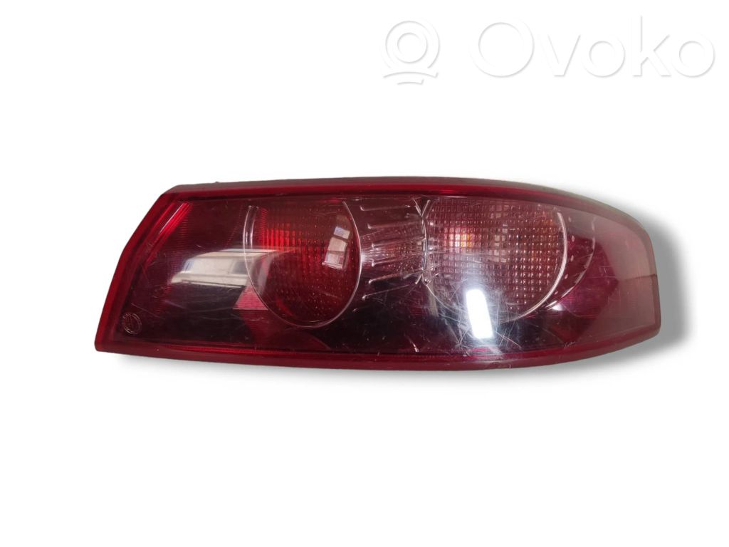Alfa Romeo 159 Galinis žibintas kėbule 
