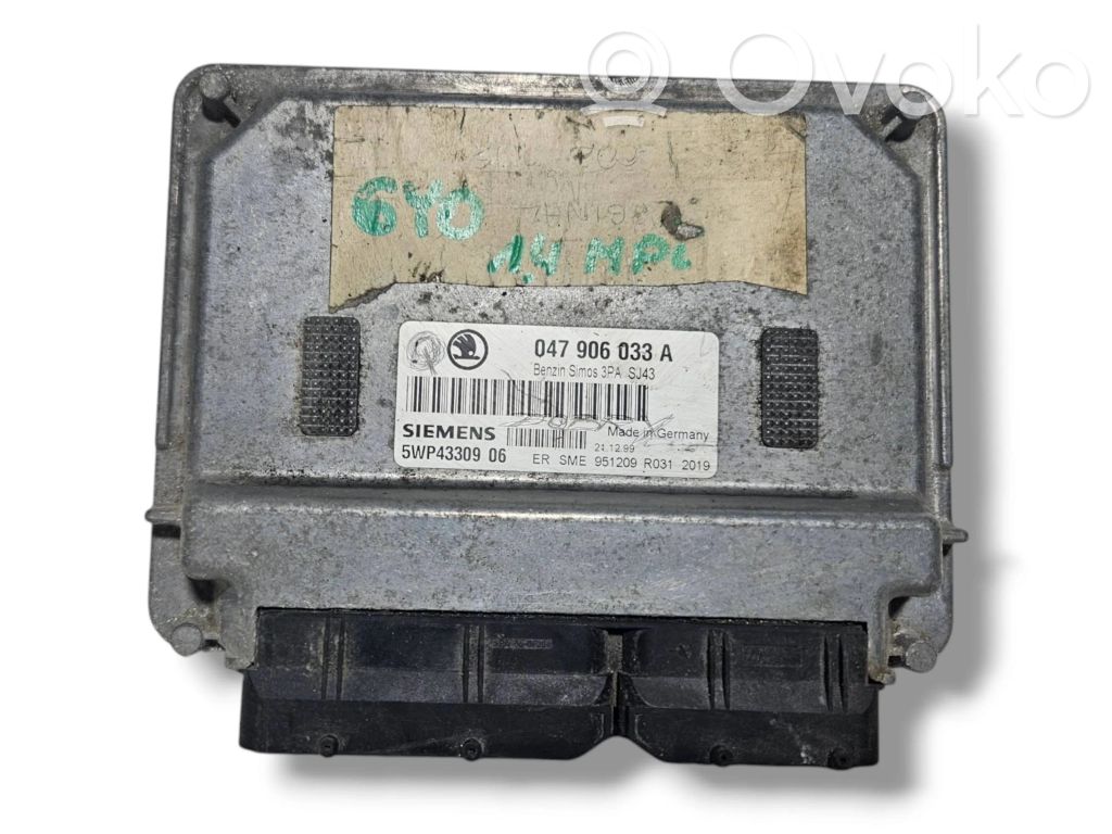Skoda Fabia Mk1 (6Y) Engine control unit/module 